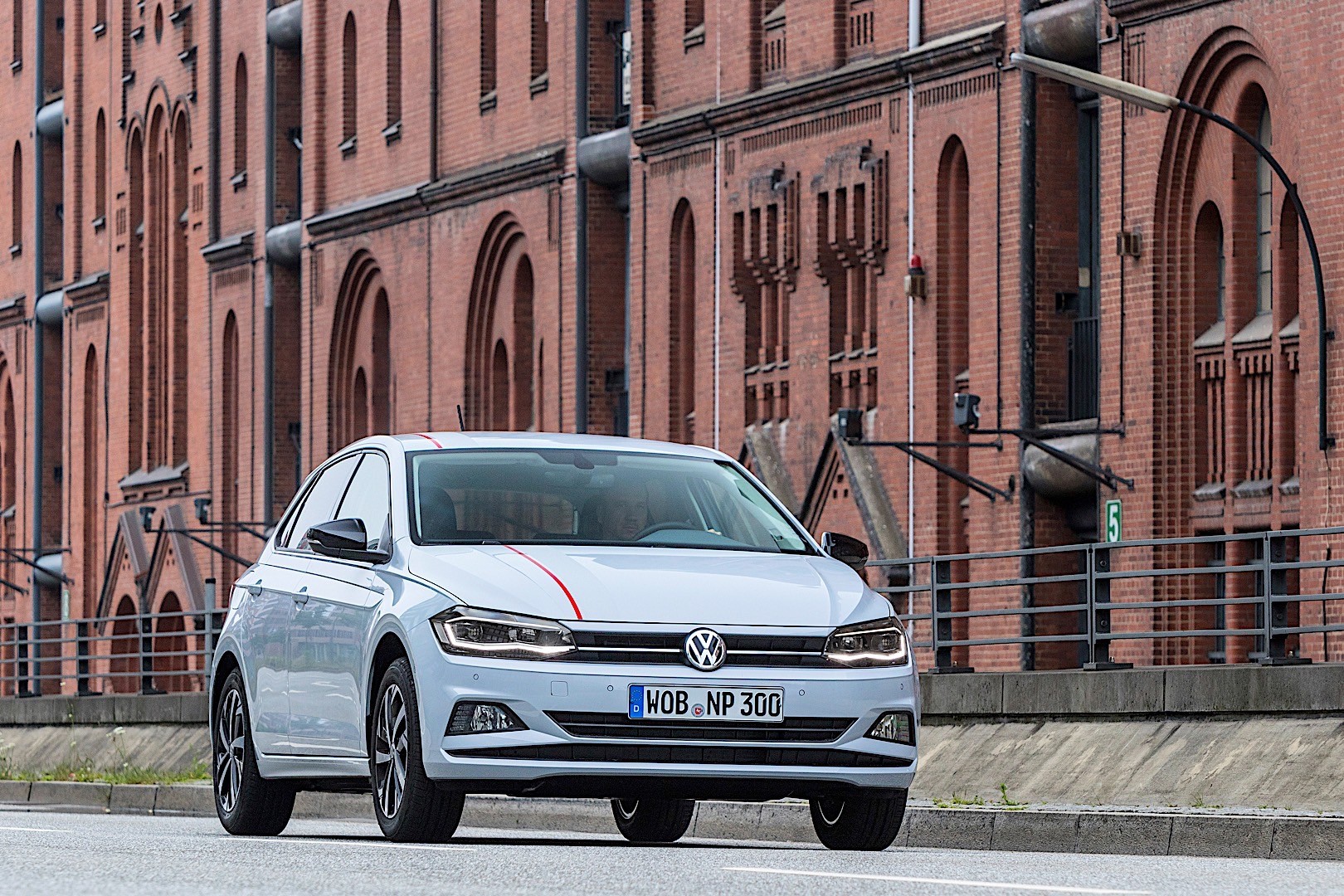 Volkswagen Polo 5 Doors photo 31