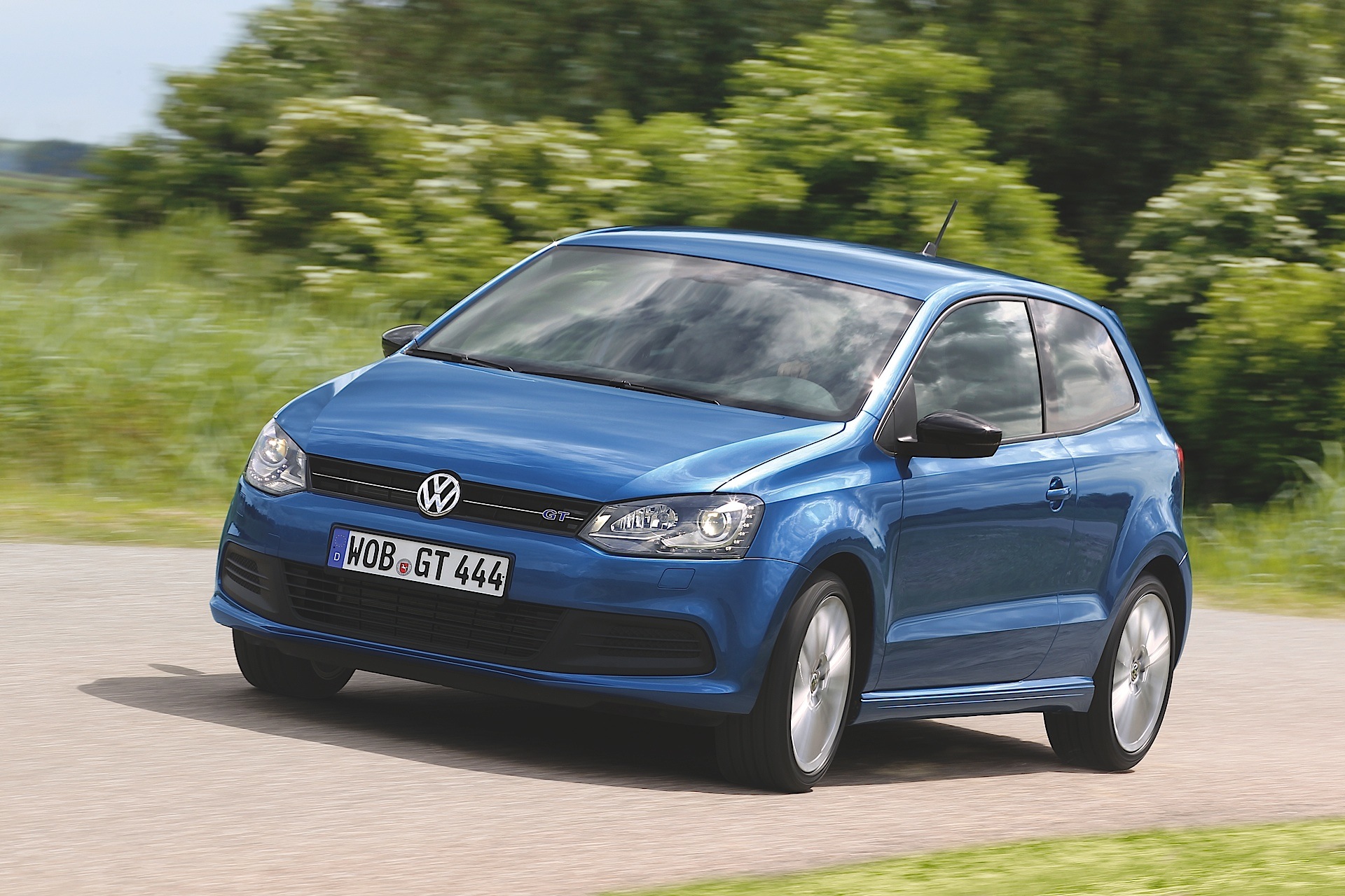 Volkswagen Polo Bluegt photo 11
