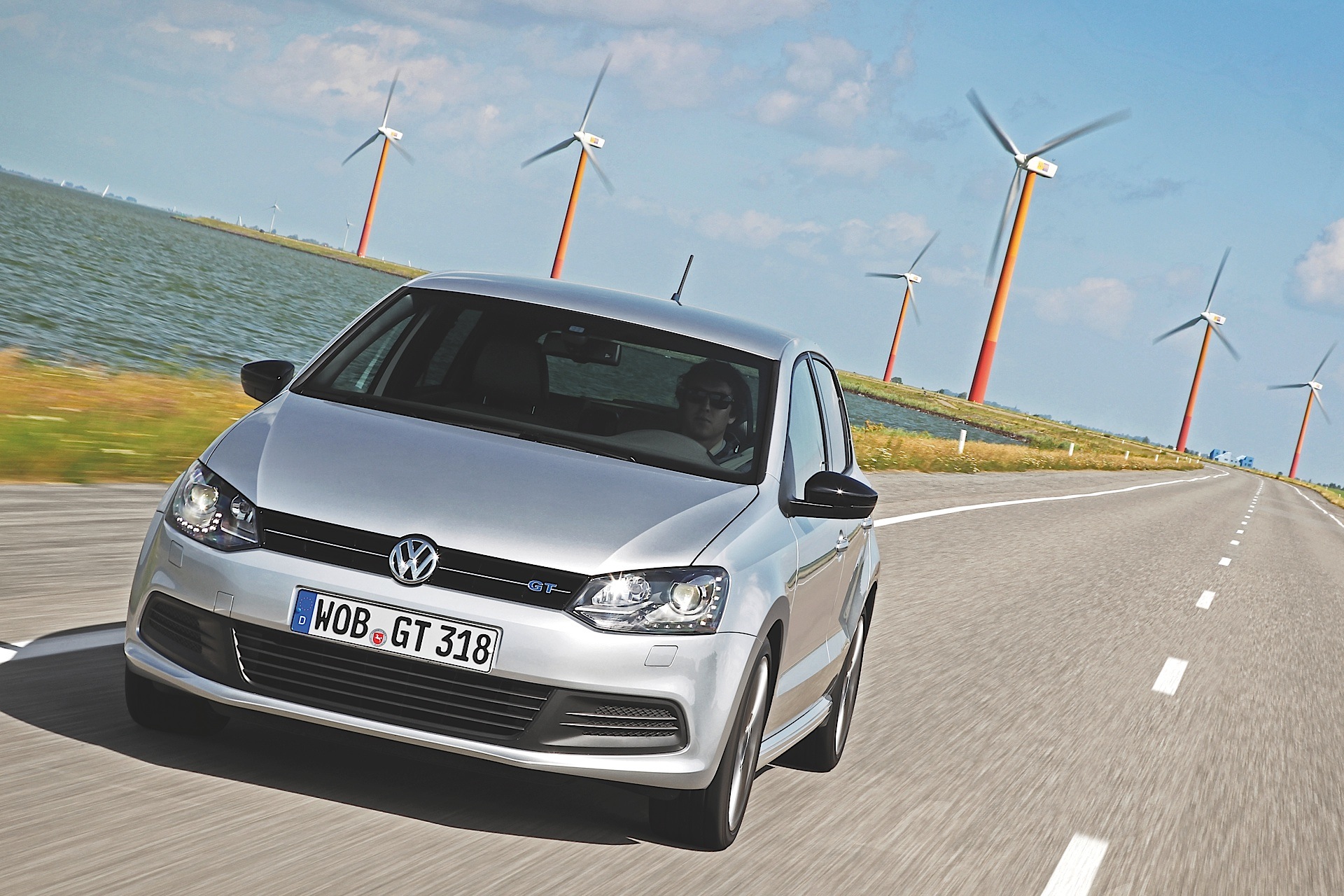 Volkswagen Polo Bluegt photo 23