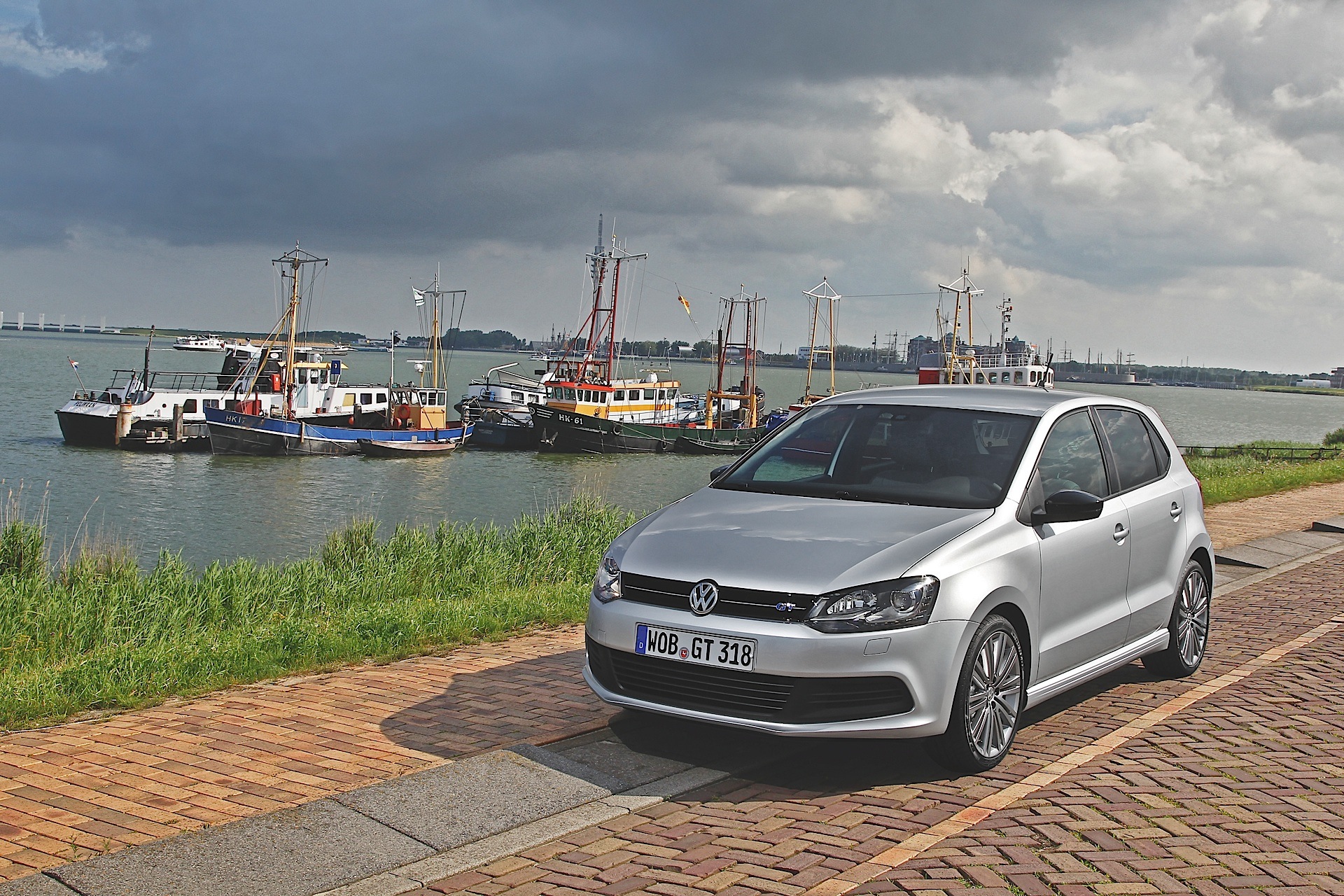 Volkswagen Polo Bluegt photo 26