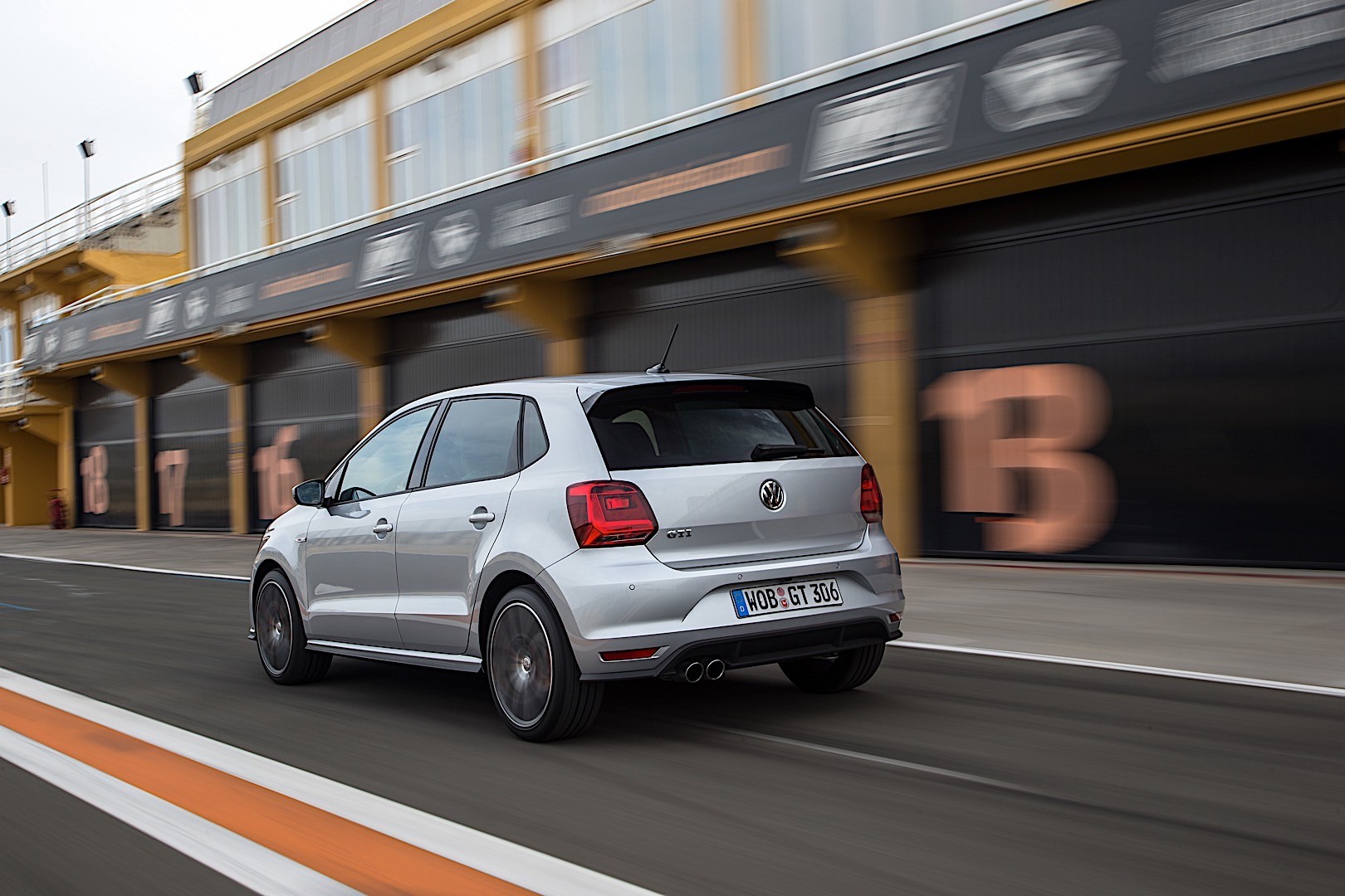 Volkswagen Polo Gti photo 35