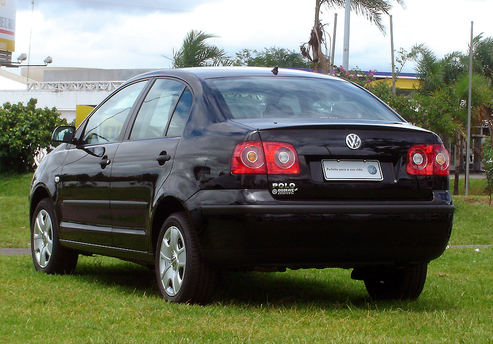 Volkswagen Polo Sedan photo 10