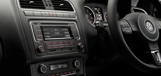 Volkswagen Polo Sedan photo 16