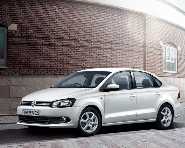 Volkswagen Polo Sedan photo 9