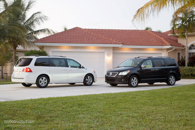 Volkswagen Routan photo 2