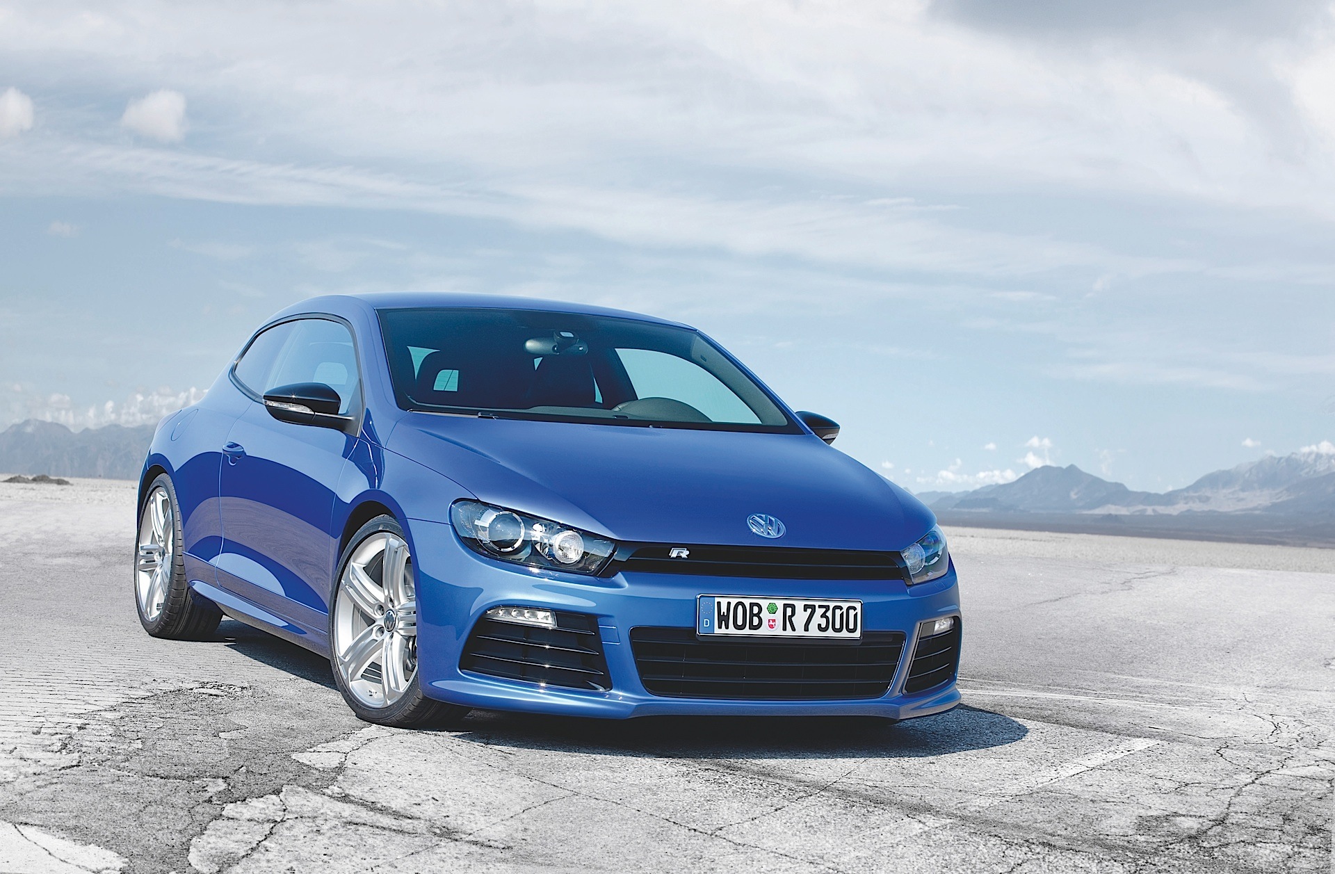 Volkswagen Scirocco R photo 2