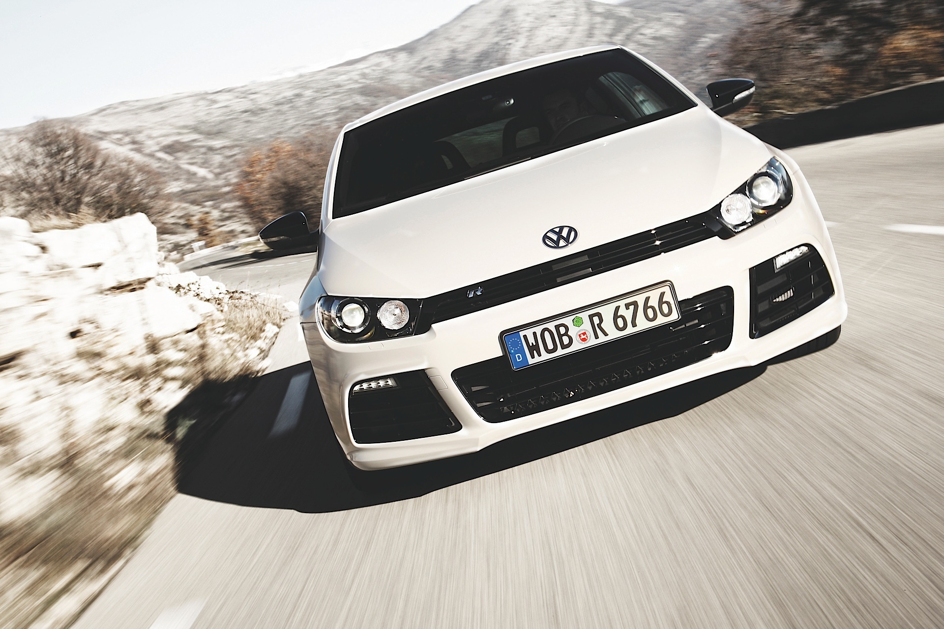 Volkswagen Scirocco R photo 25