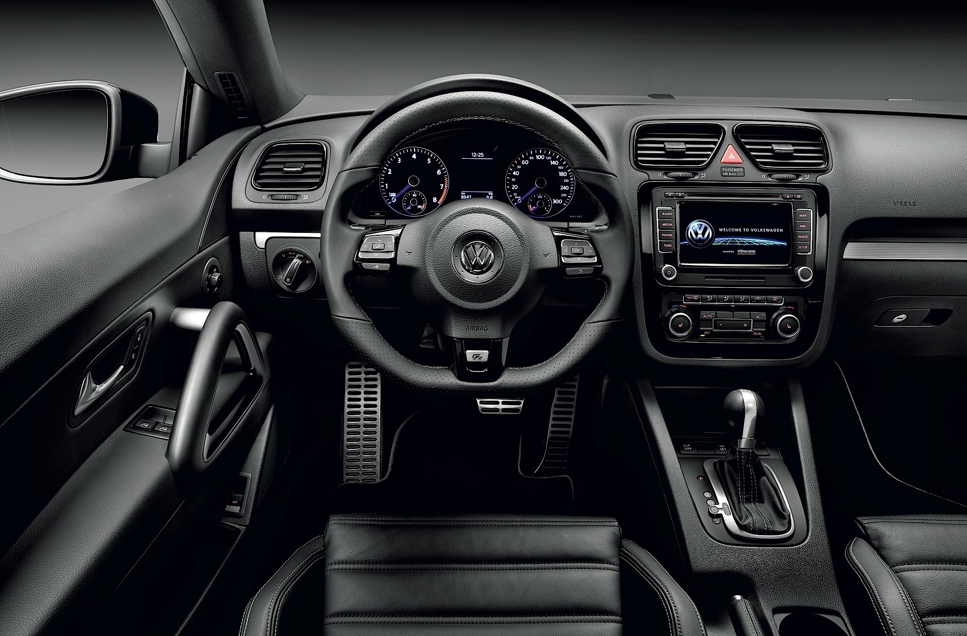 Volkswagen Scirocco R photo 70