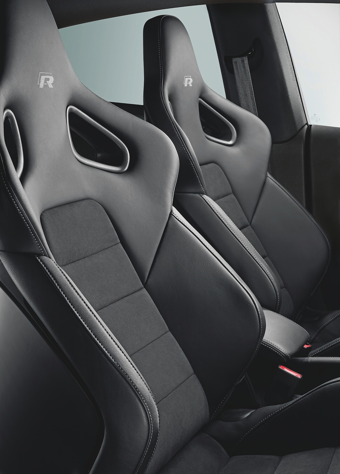 Volkswagen Scirocco R photo 77