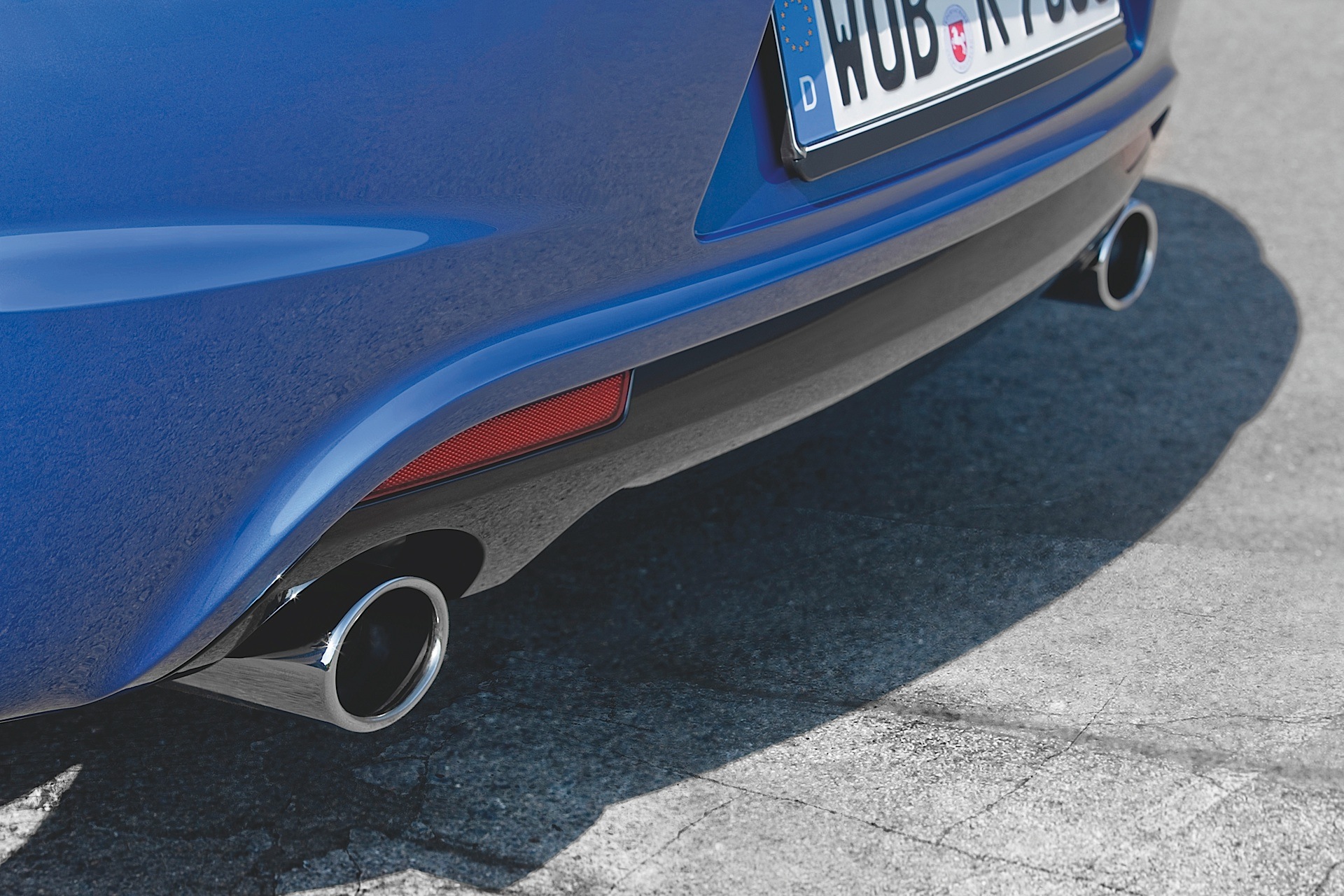 Volkswagen Scirocco R photo 5