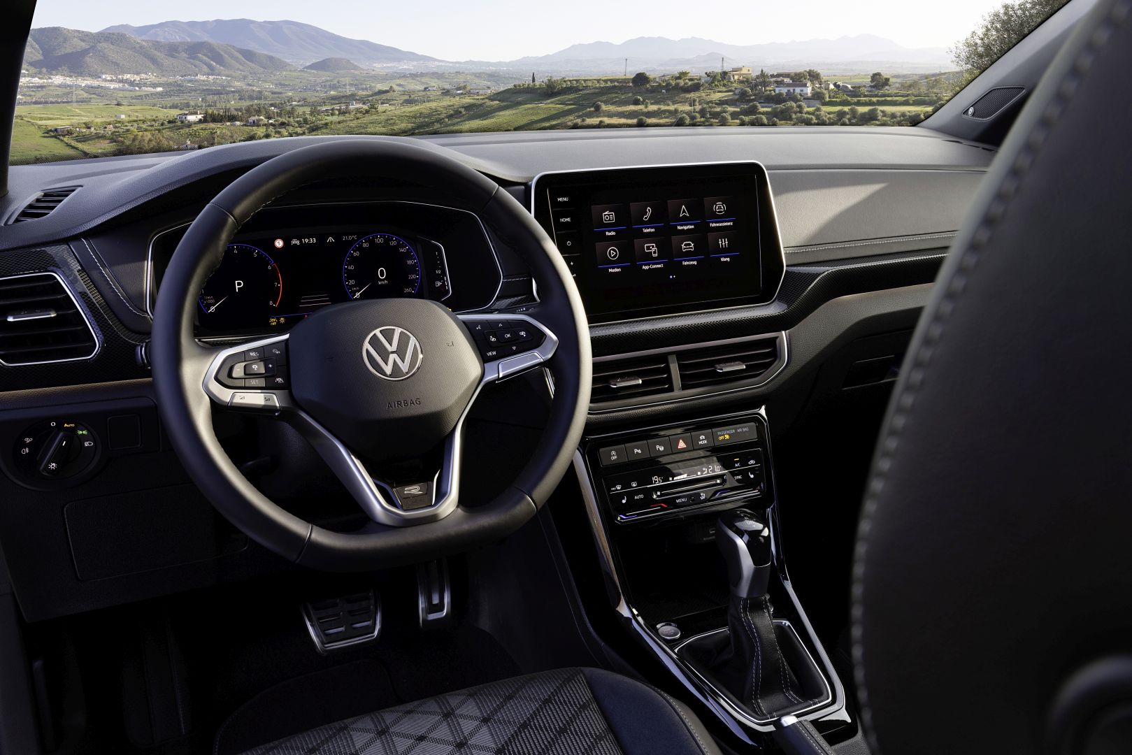 Volkswagen T-Cross photo 20