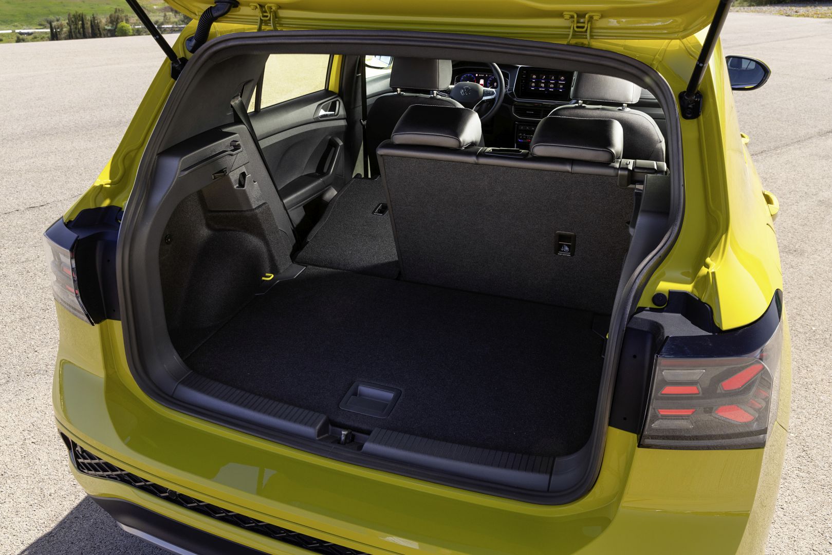 Volkswagen T-Cross photo 24