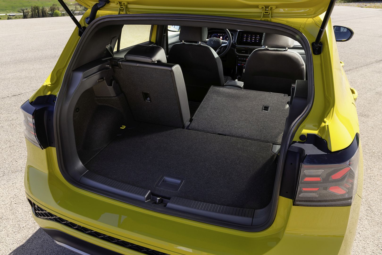 Volkswagen T-Cross photo 25