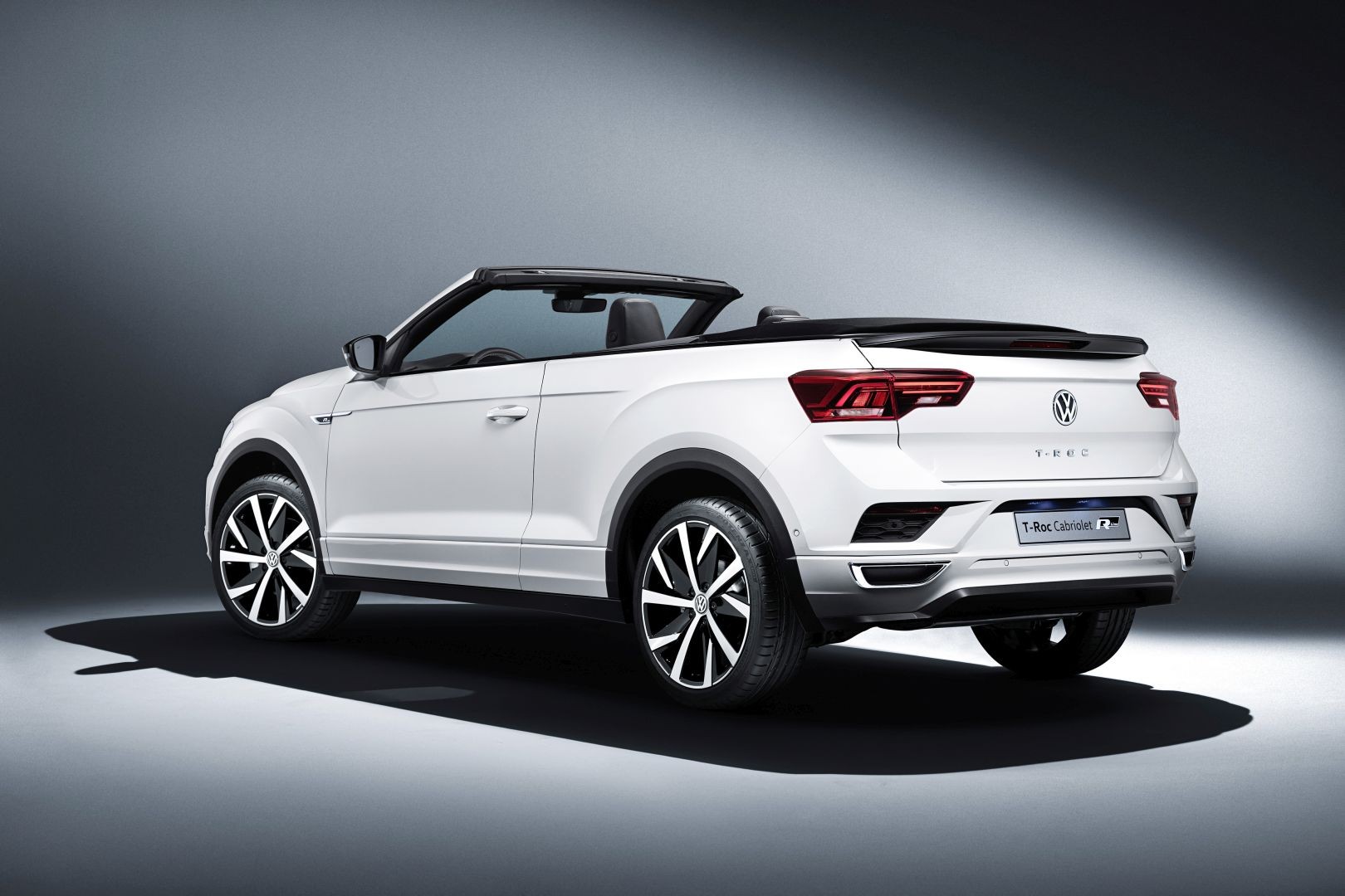Volkswagen T-Roc Cabriolet photo 5
