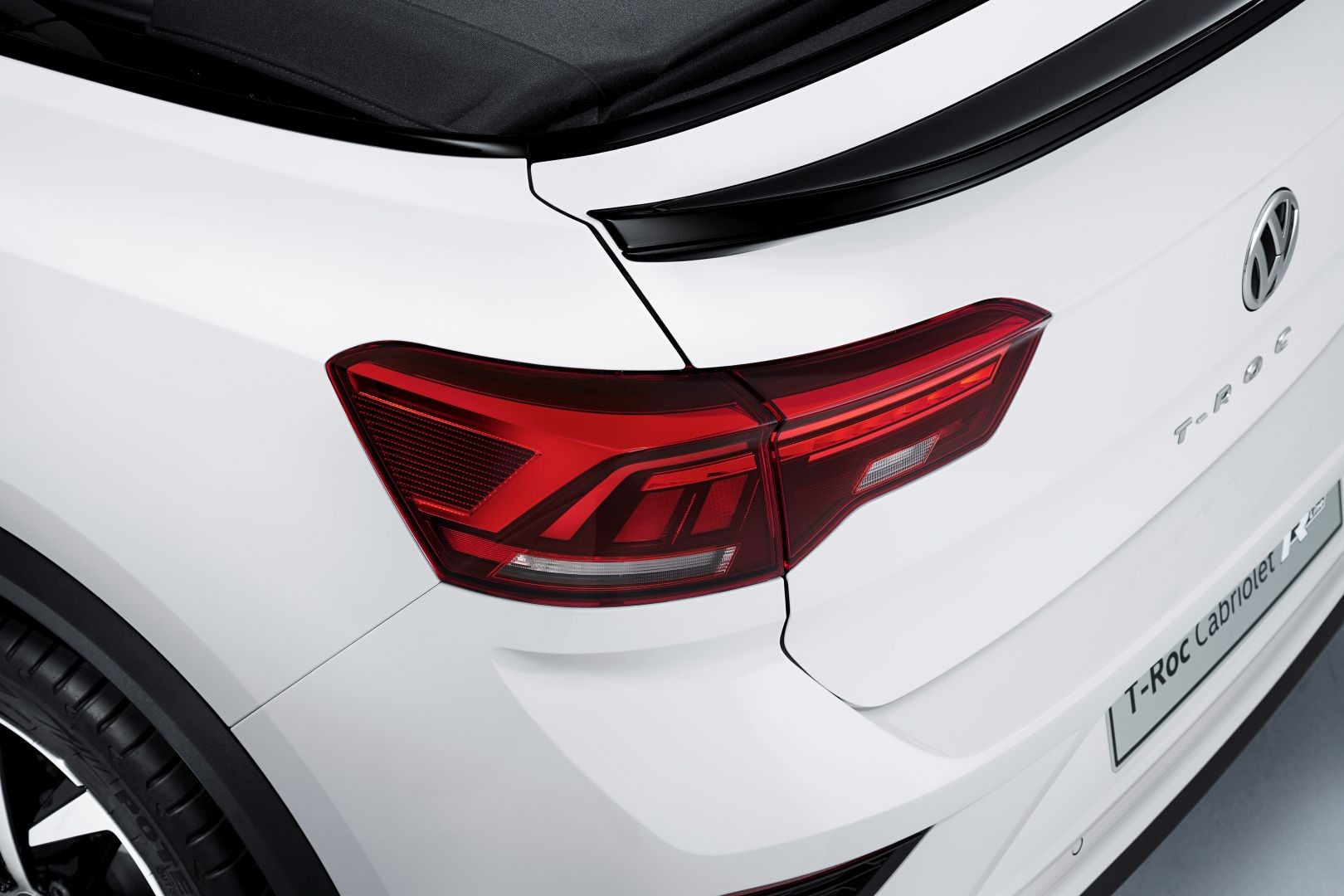 Volkswagen T-Roc Cabriolet photo 13