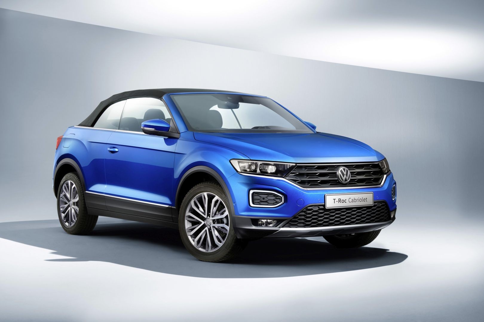 Volkswagen T-Roc Cabriolet photo 15