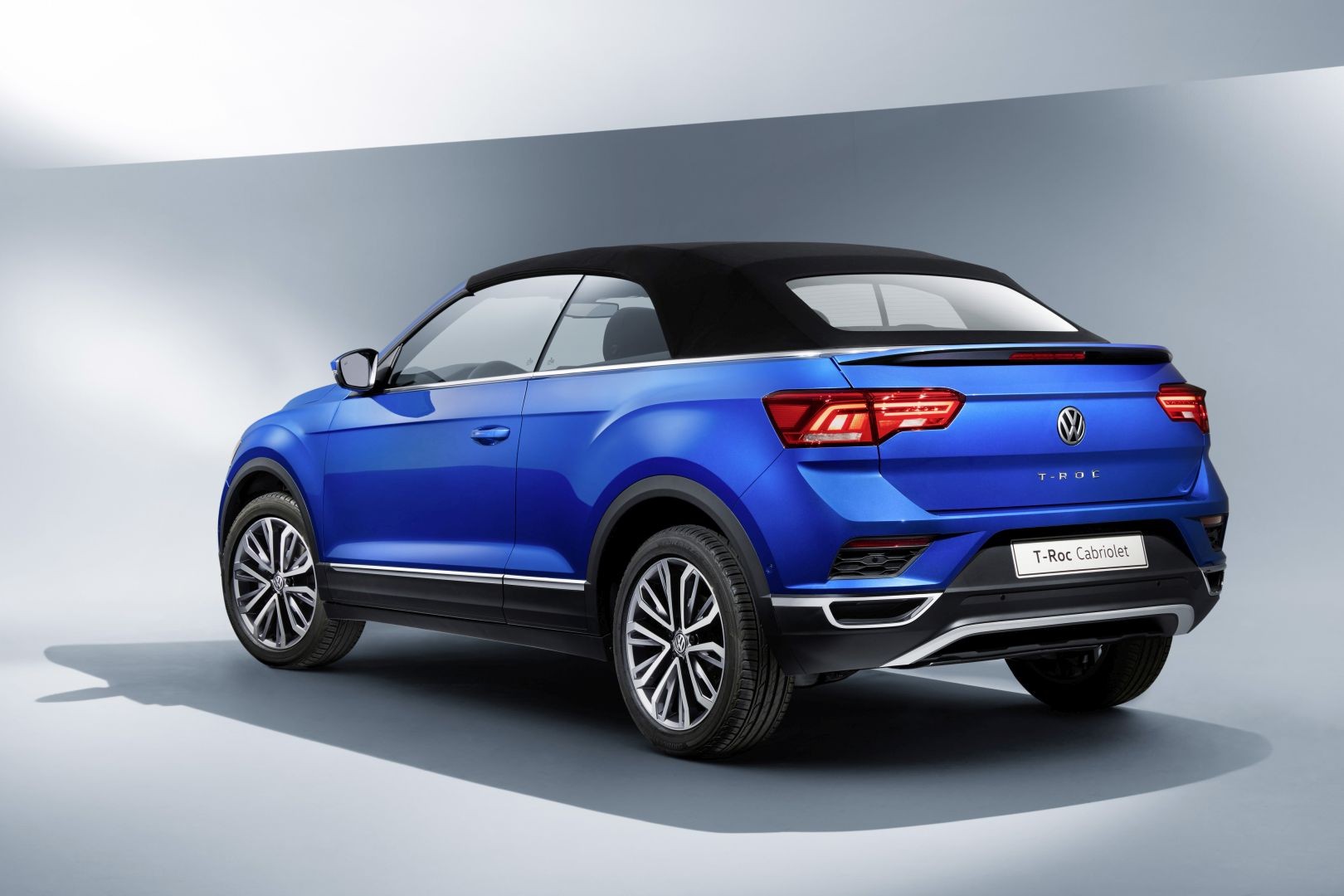 Volkswagen T-Roc Cabriolet photo 19