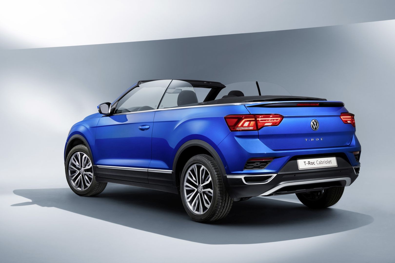 Volkswagen T-Roc Cabriolet photo 20