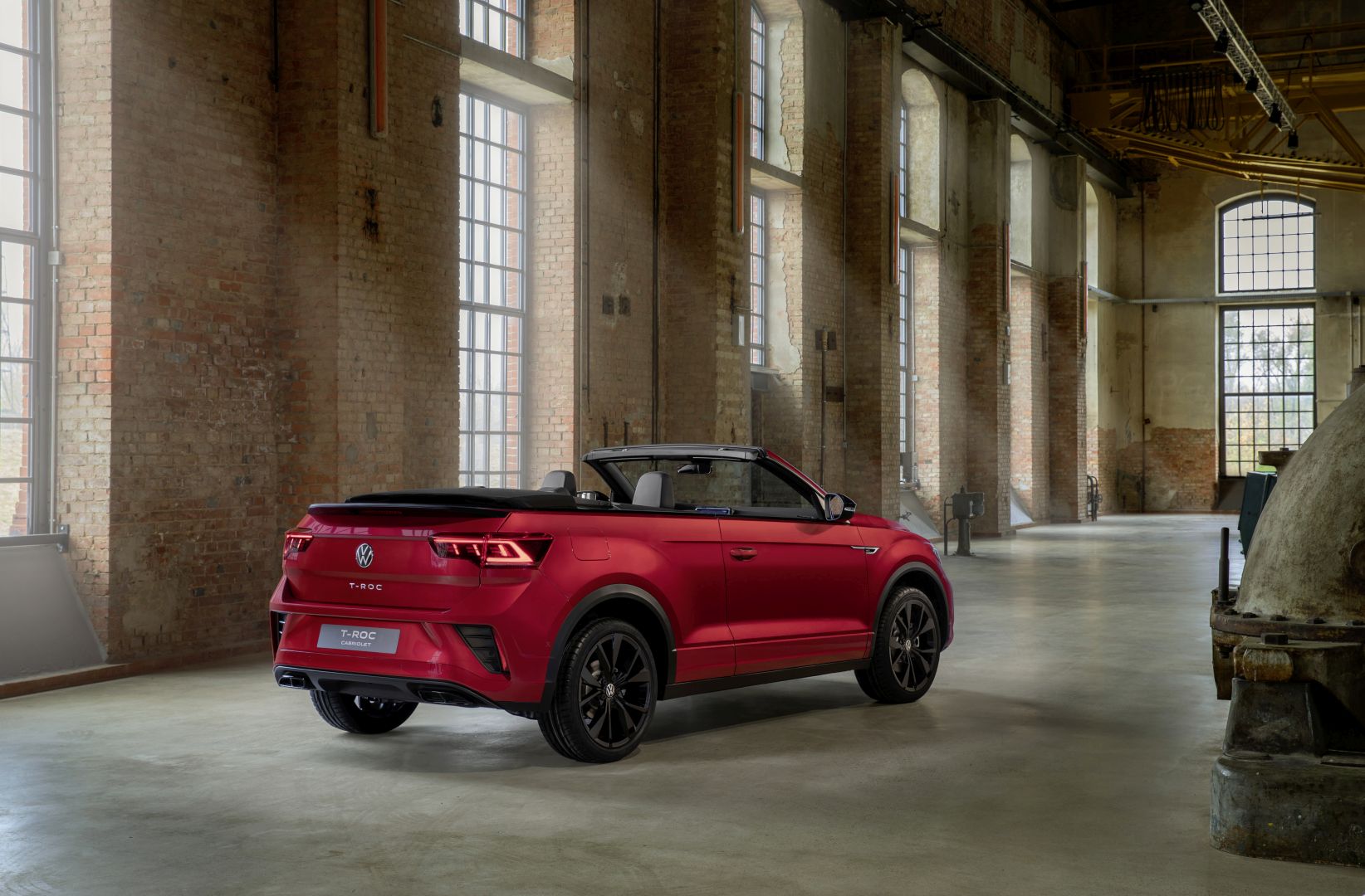 Volkswagen T-Roc Cabriolet photo 4