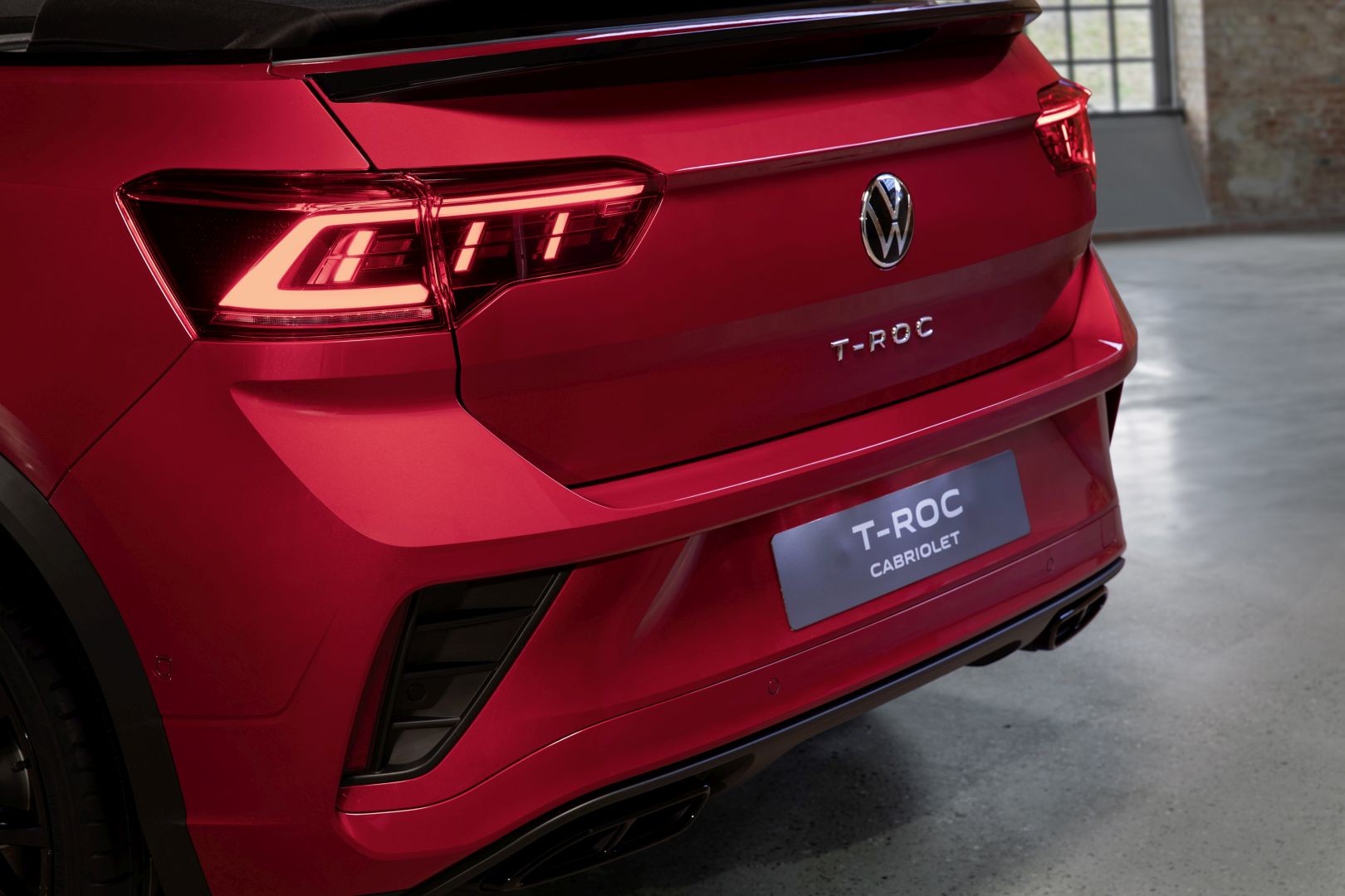 Volkswagen T-Roc Cabriolet photo 8