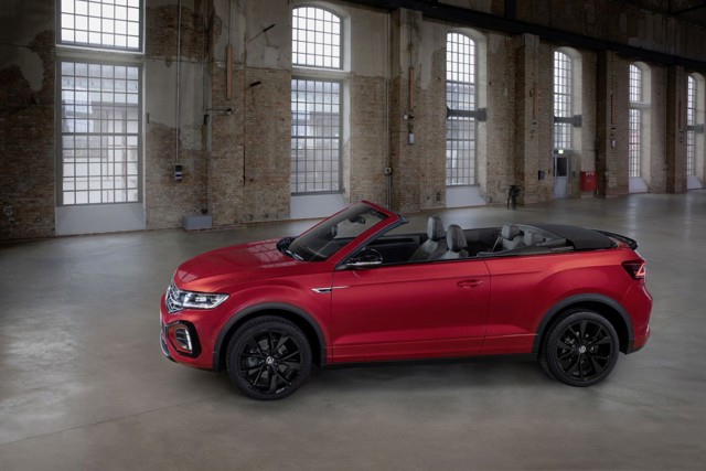 Volkswagen T-Roc Cabriolet photo 11