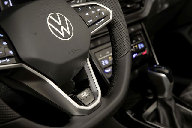 Volkswagen T-Roc Cabriolet photo 54