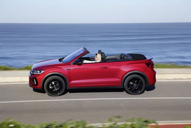 Volkswagen T-Roc Cabriolet photo 20
