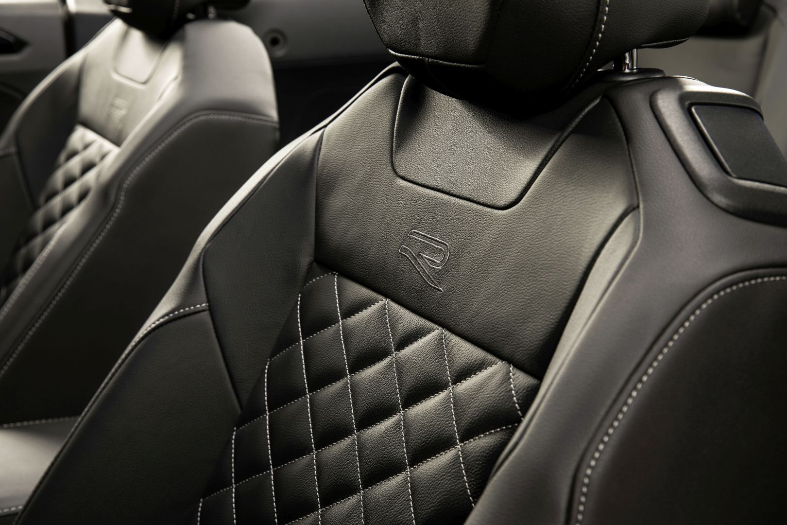 Volkswagen T-Roc Cabriolet photo 55