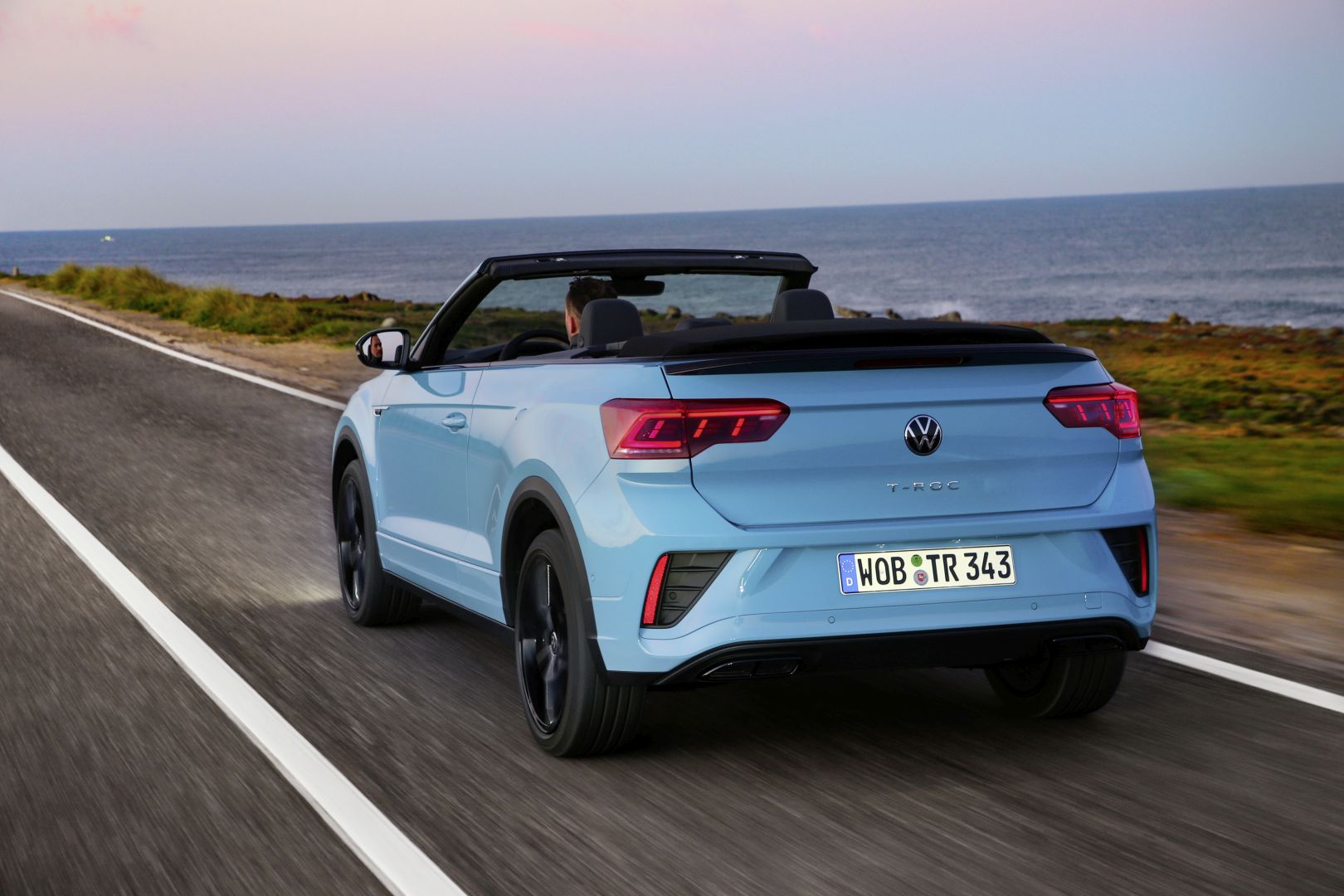 Volkswagen T-Roc Cabriolet photo 36