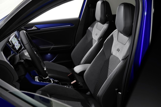 Volkswagen T-Roc R photo 27