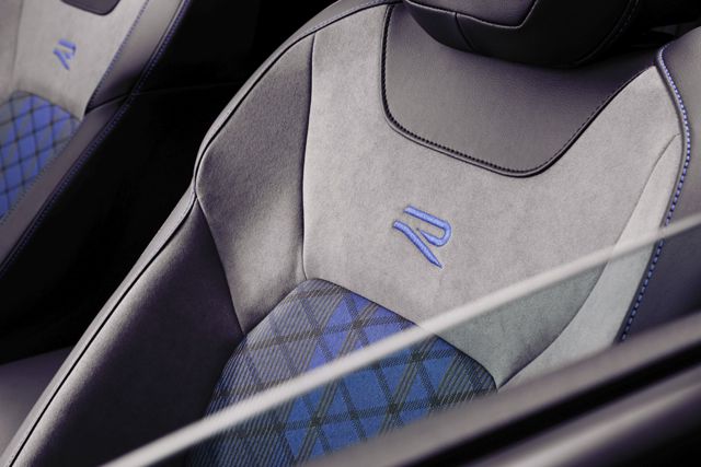 Volkswagen T-Roc R photo 13