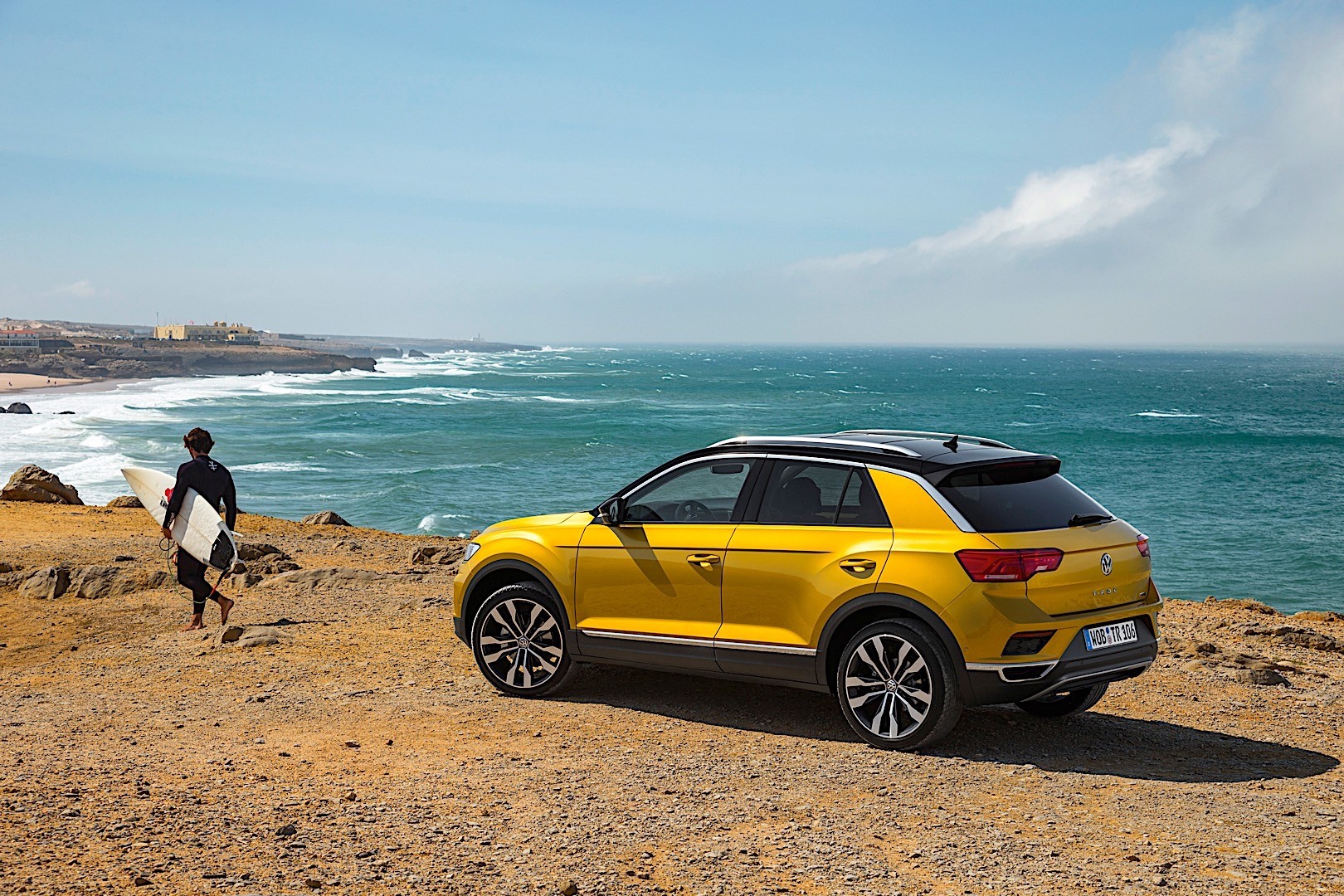 Volkswagen T-Roc photo 36