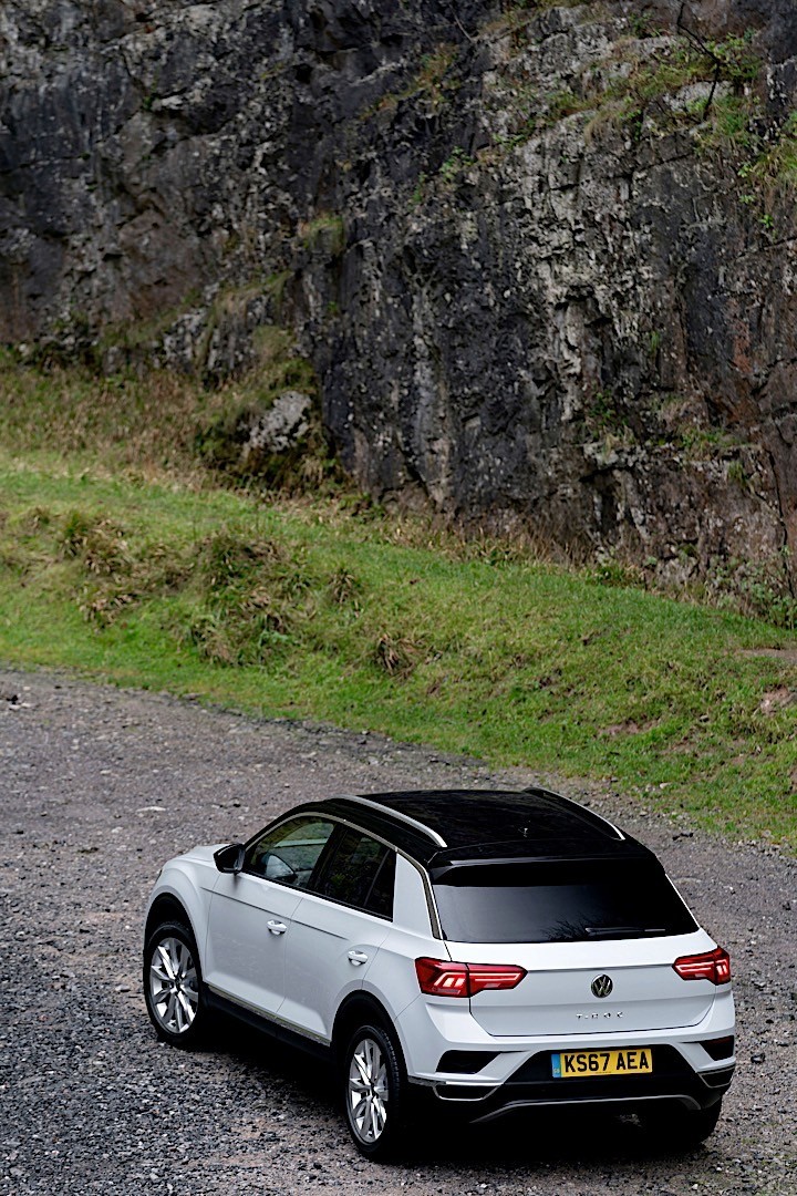 Volkswagen T-Roc photo 40