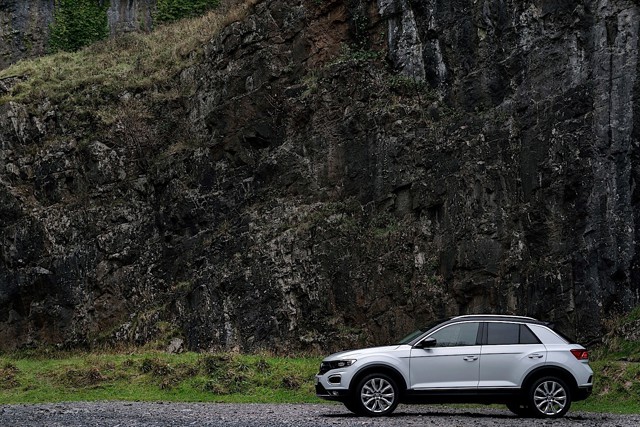 Volkswagen T-Roc photo 48