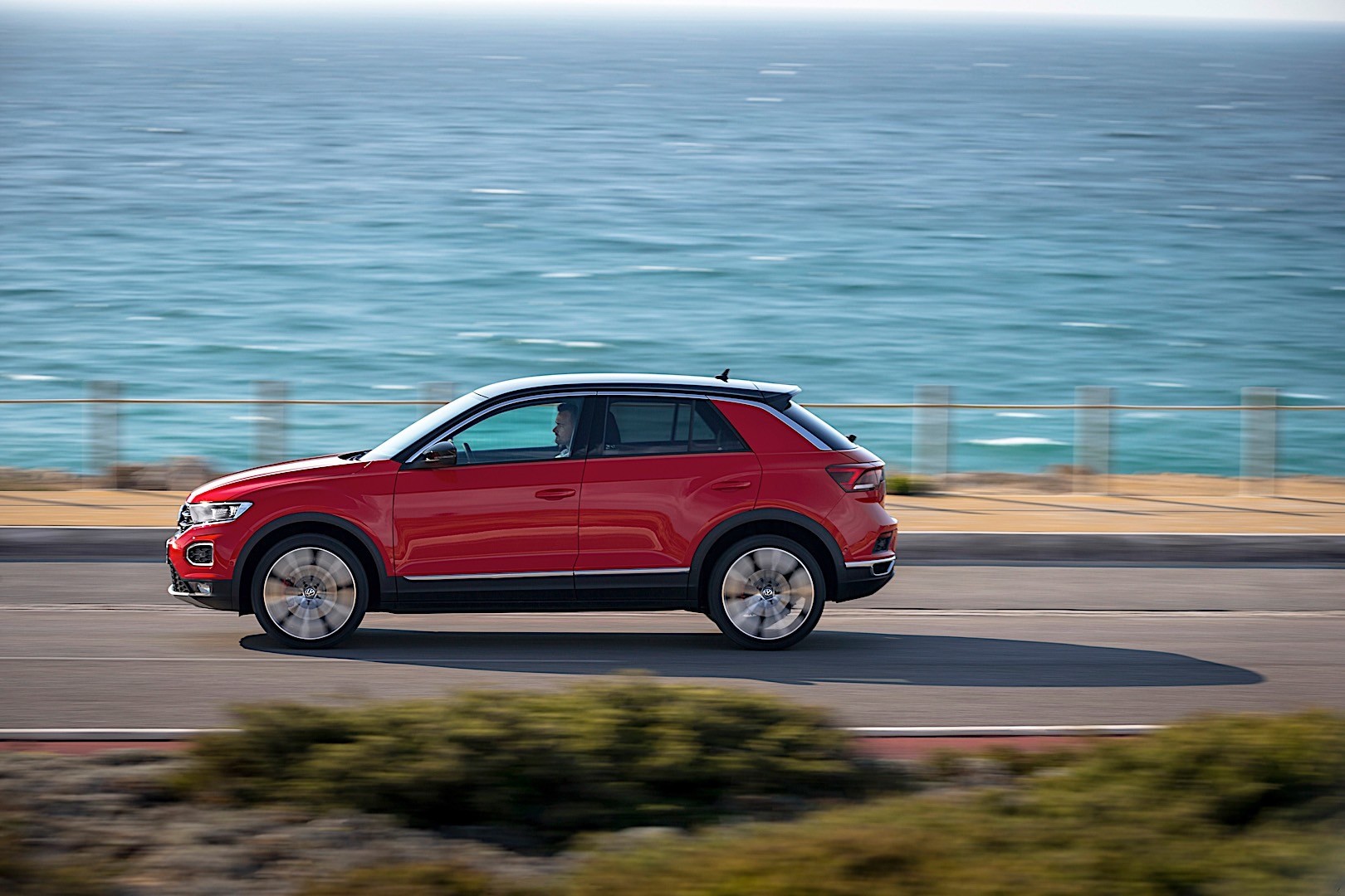 Volkswagen T-Roc photo 67