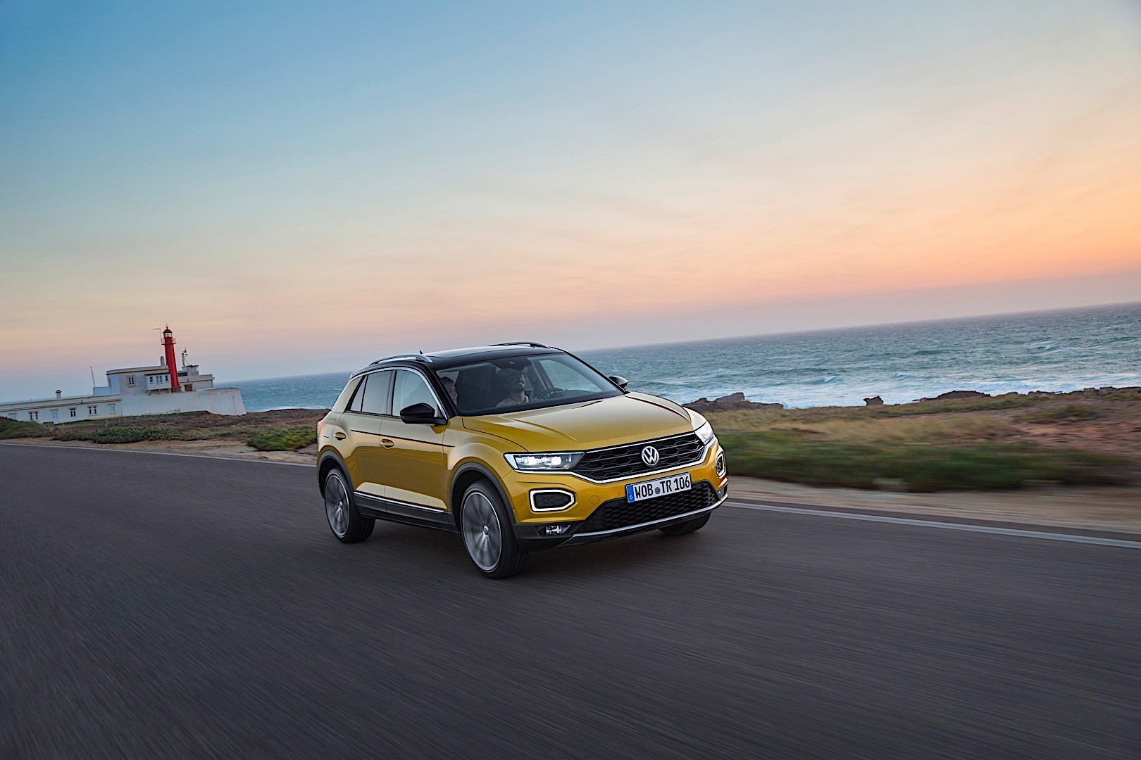 Volkswagen T-Roc photo 73