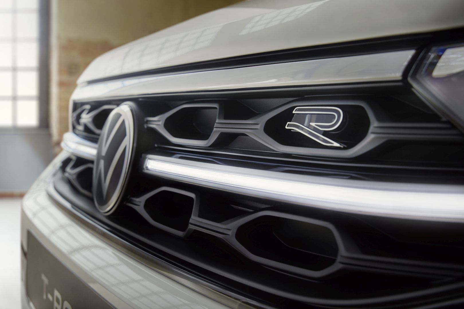 Volkswagen T-Roc photo 6