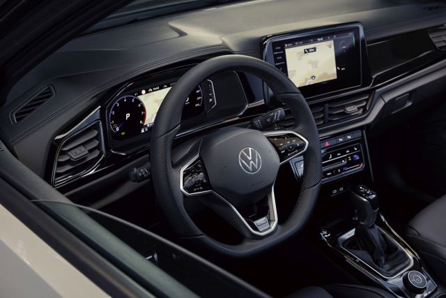Volkswagen T-Roc photo 16