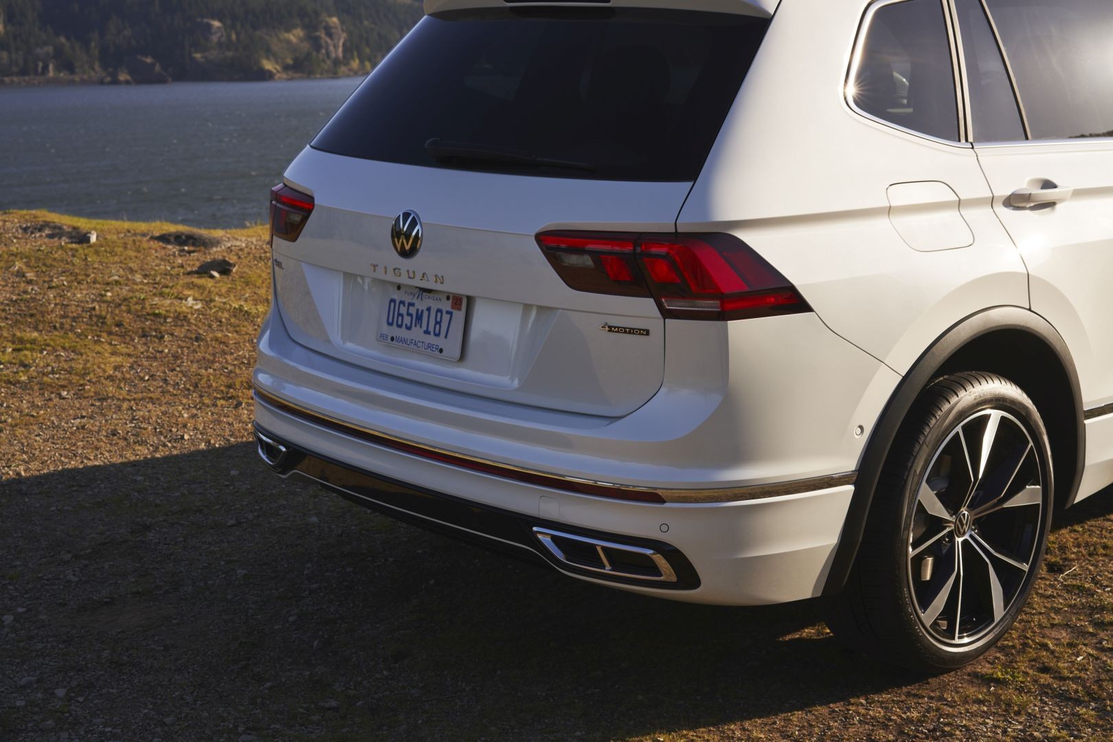 Volkswagen Tiguan (Us) photo 32