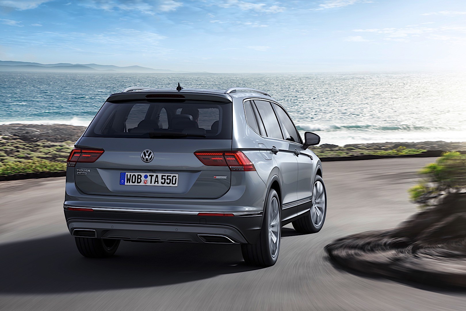 Volkswagen Tiguan Allspace photo 14
