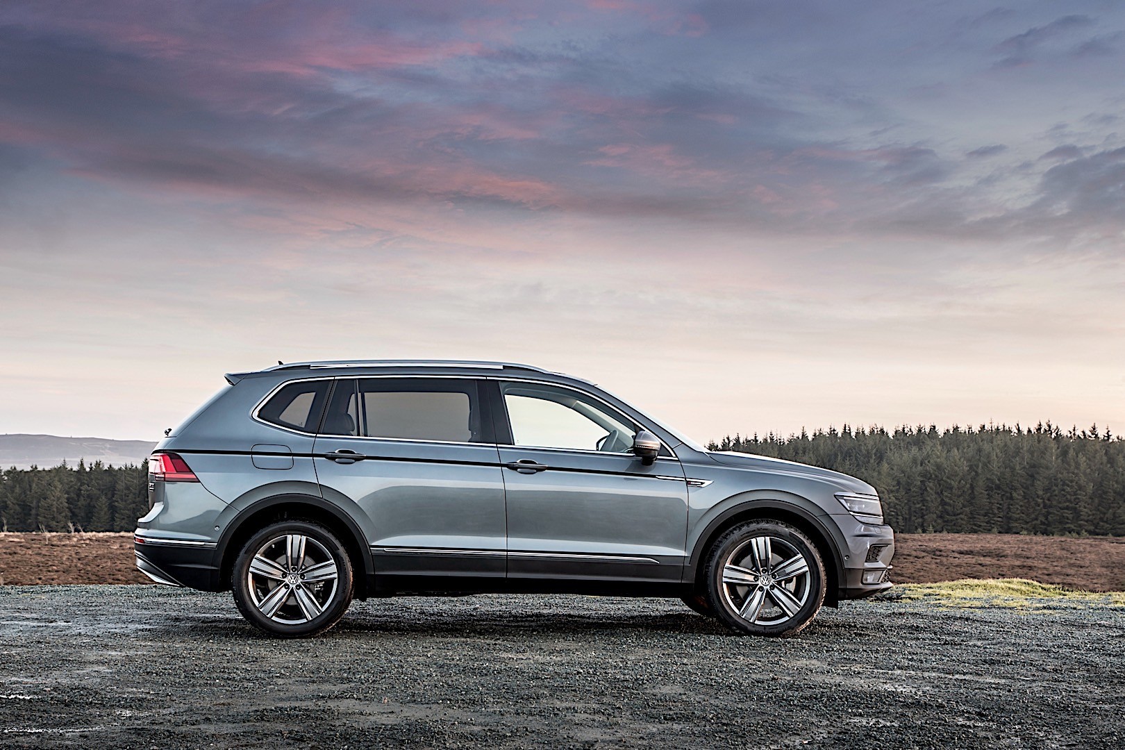 Volkswagen Tiguan Allspace photo 17