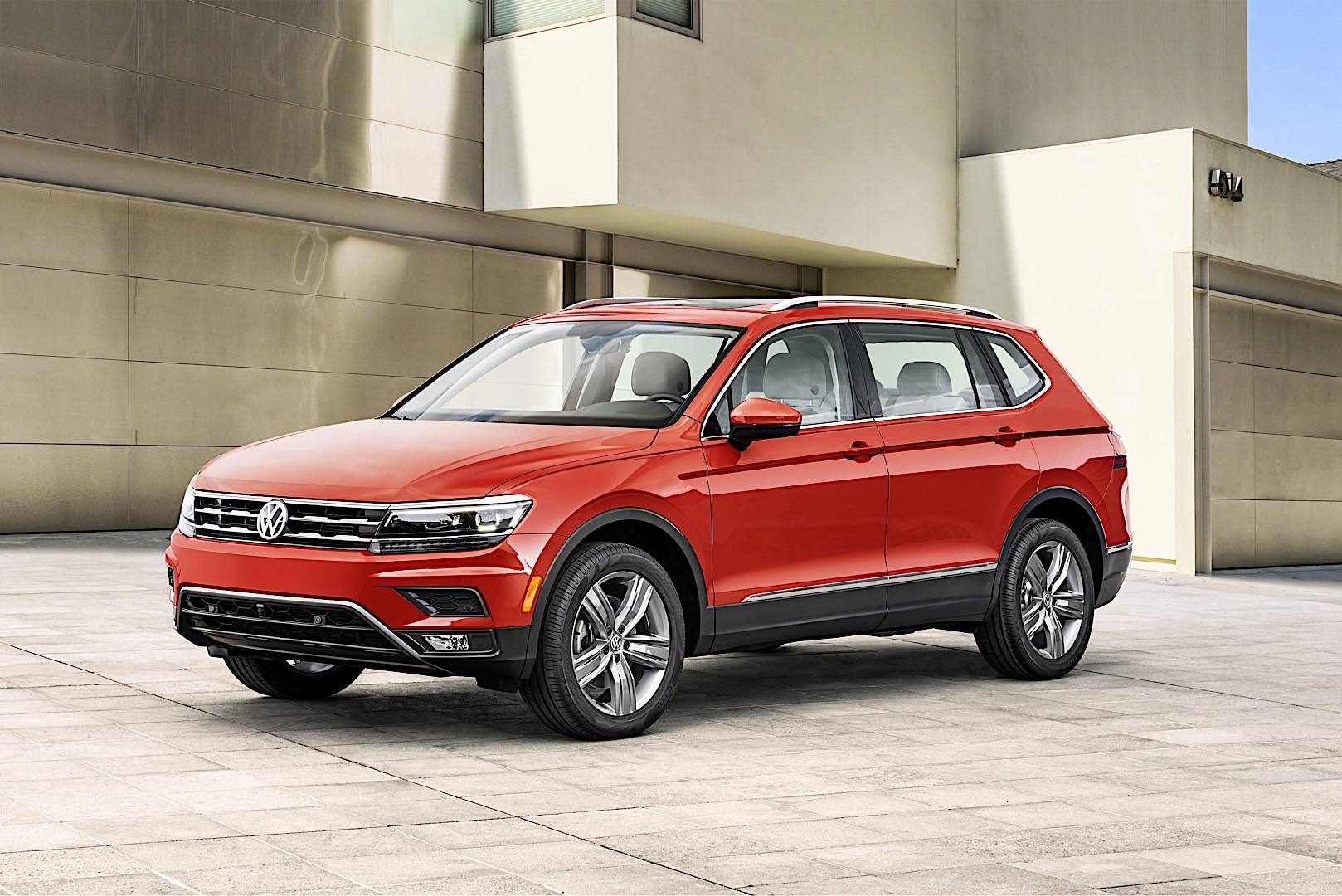 VOLKSWAGEN Tiguan Allspace