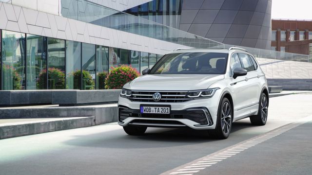 Volkswagen Tiguan Allspace photo 2