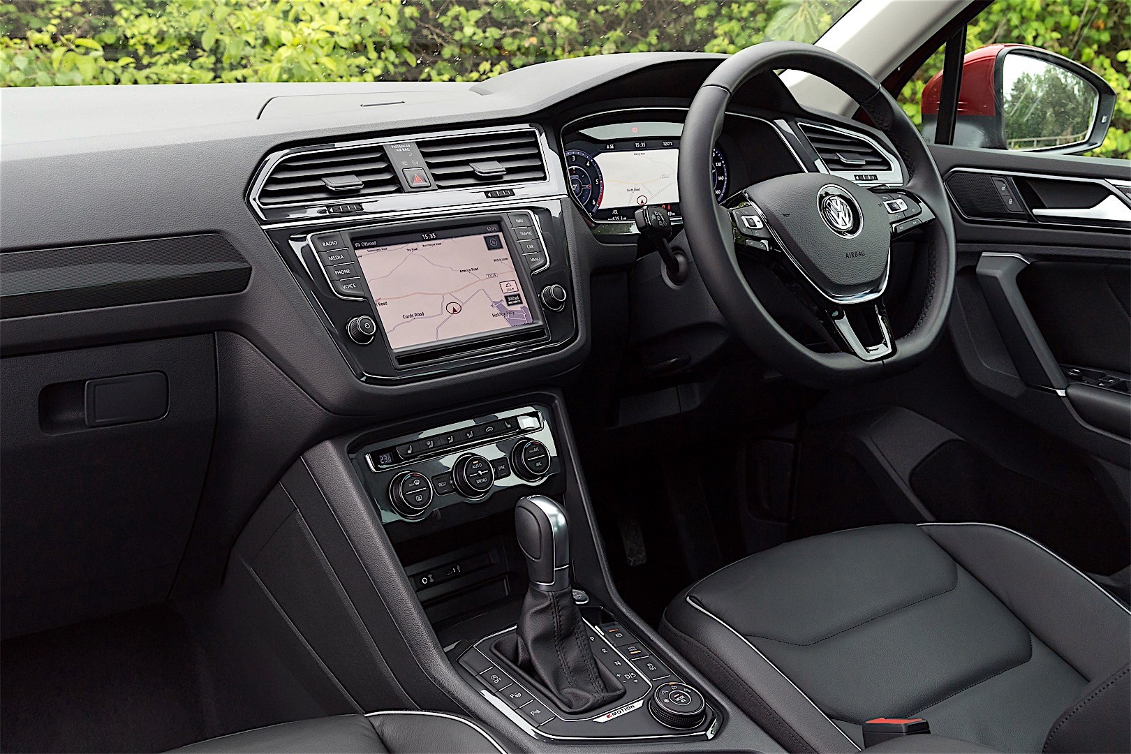 Volkswagen Tiguan photo 81