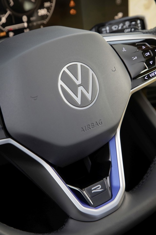 Volkswagen Touareg R photo 87