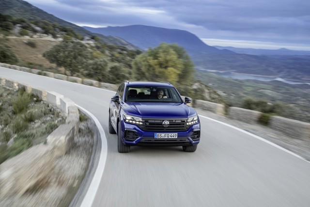 Volkswagen Touareg R photo 3