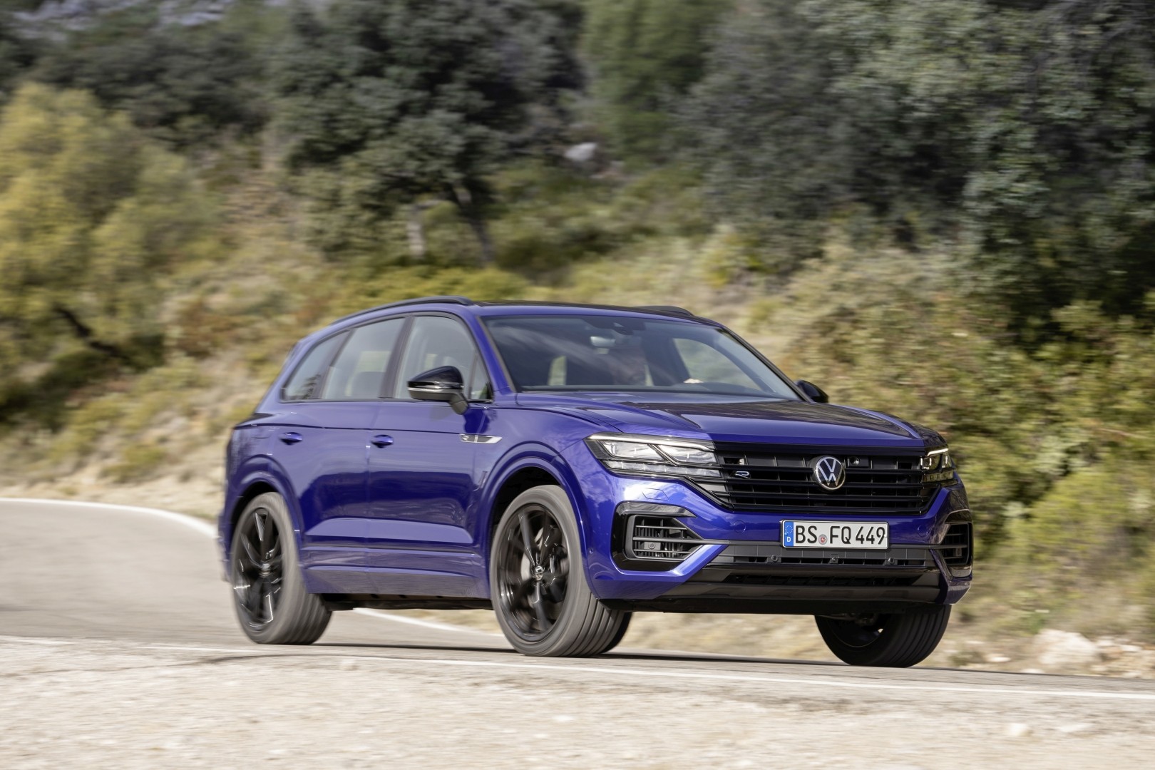 Volkswagen Touareg R photo 7