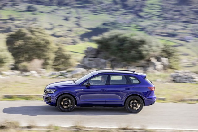 Volkswagen Touareg R photo 11