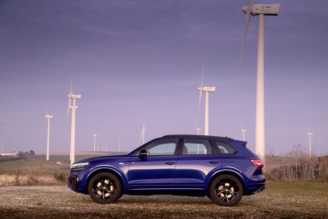 Volkswagen Touareg R photo 17