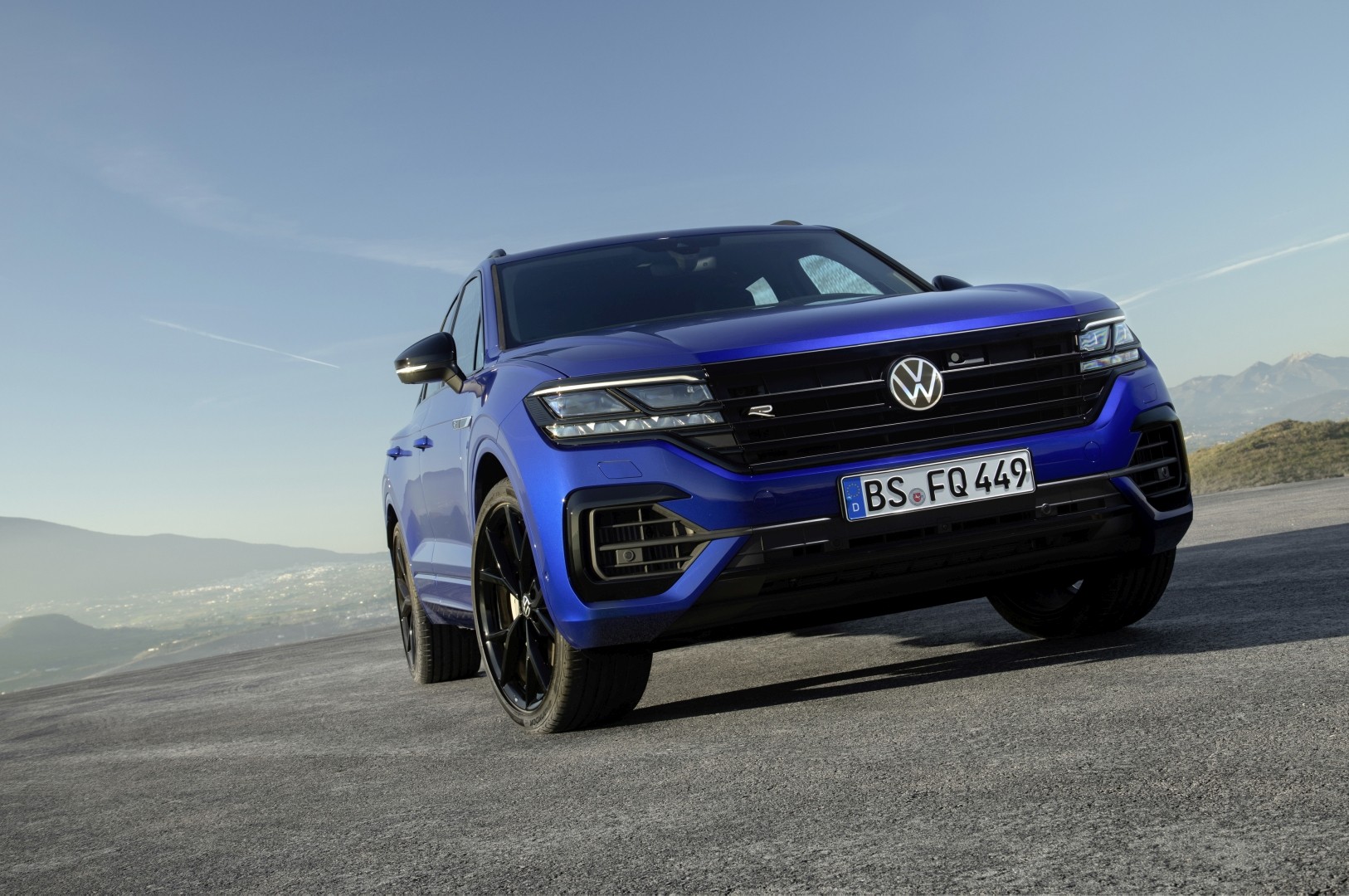 Volkswagen Touareg R photo 23